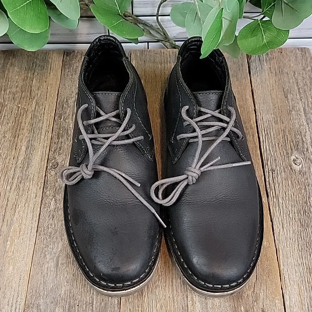 Kenneth Cole Desert Sun Mens chukka boot Size 7M